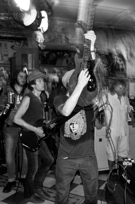 2013-09-11_BloodyHollies-16